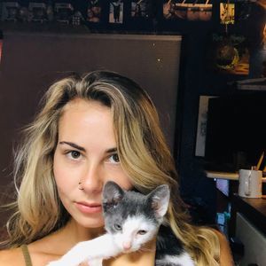 Meet your Posher, Brooke